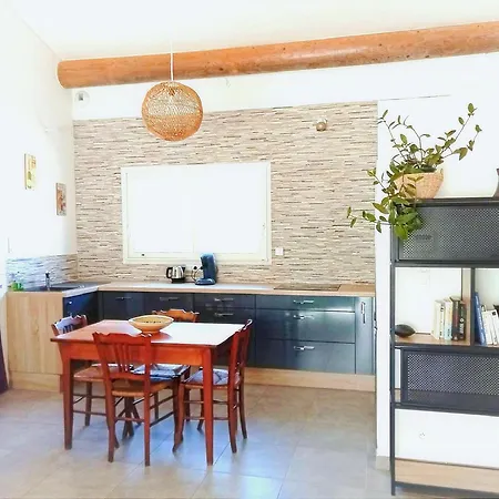 Cosy With Pool, Cleaning Included Saint-André-de-Roquepertuis