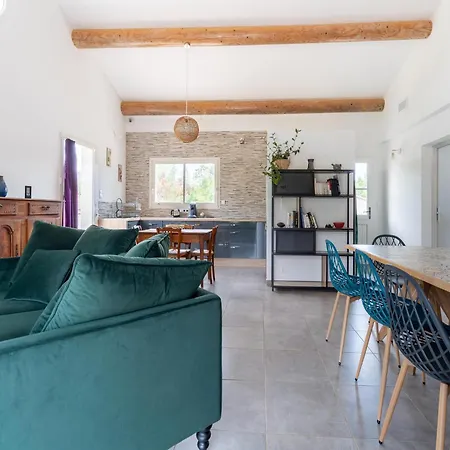 Cosy With Pool, Cleaning Included * Saint-André-de-Roquepertuis